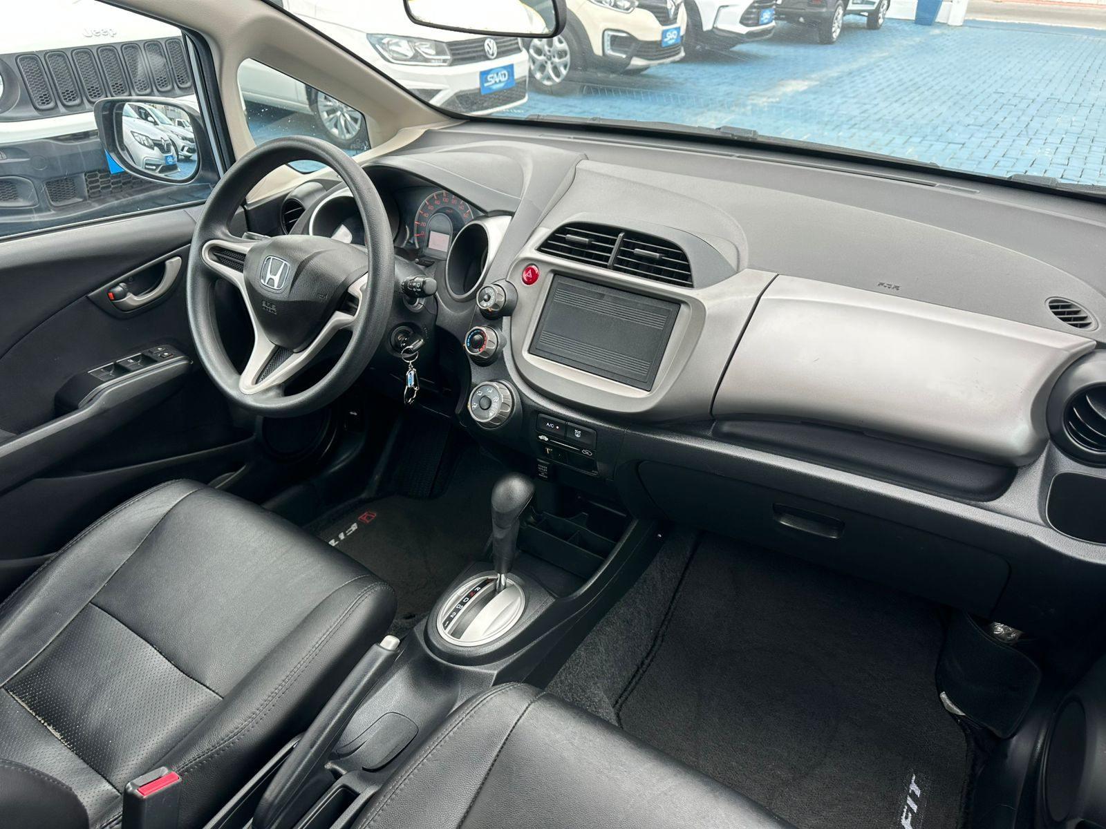 Foto número 616121 do veiculo