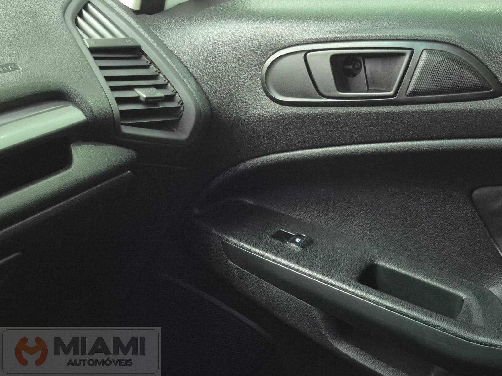 Foto número 614646 do veiculo