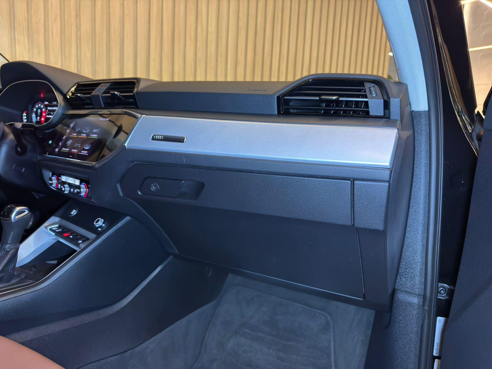 Foto número 606948 do veiculo