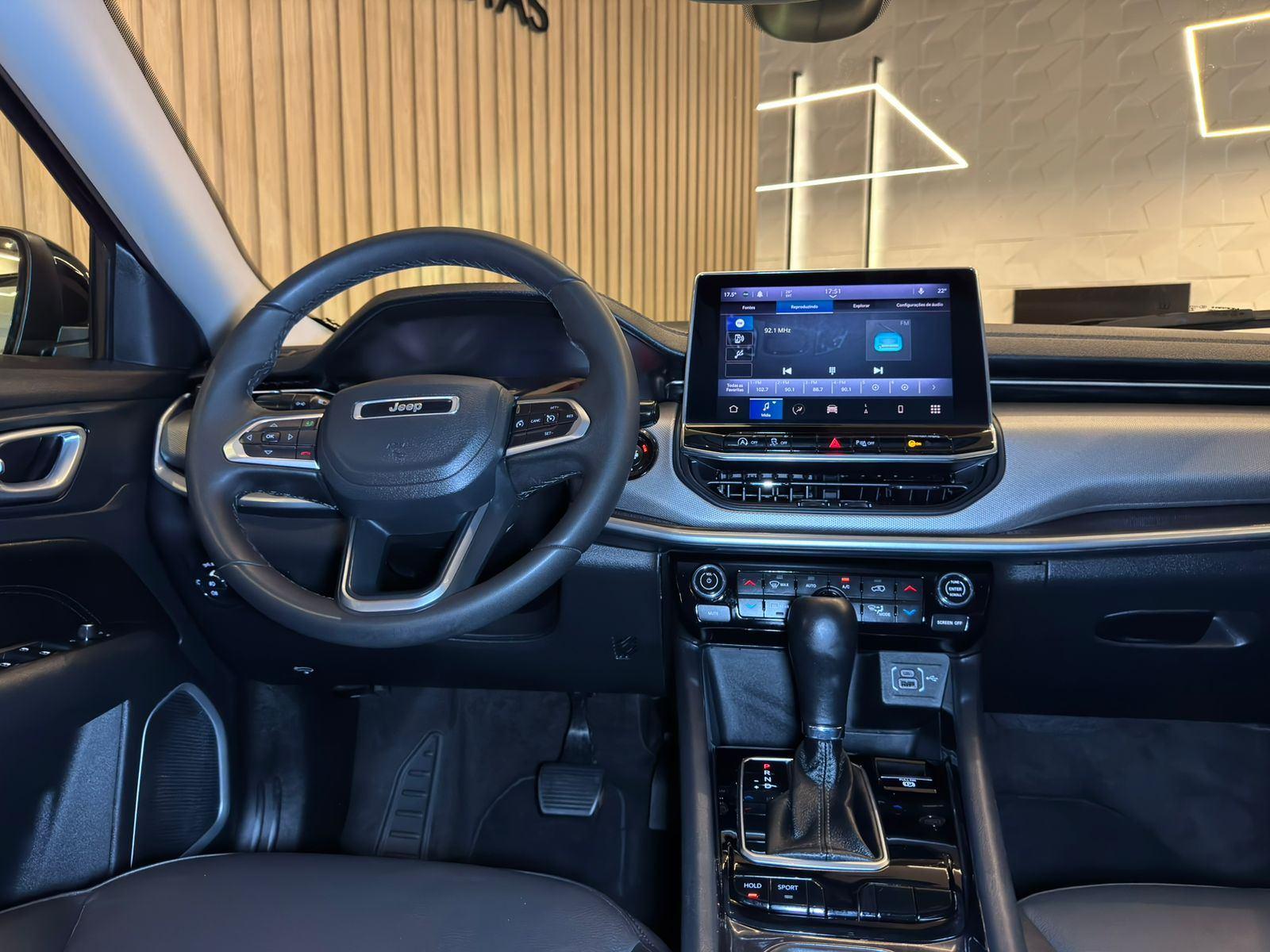 Foto número 608703 do veiculo