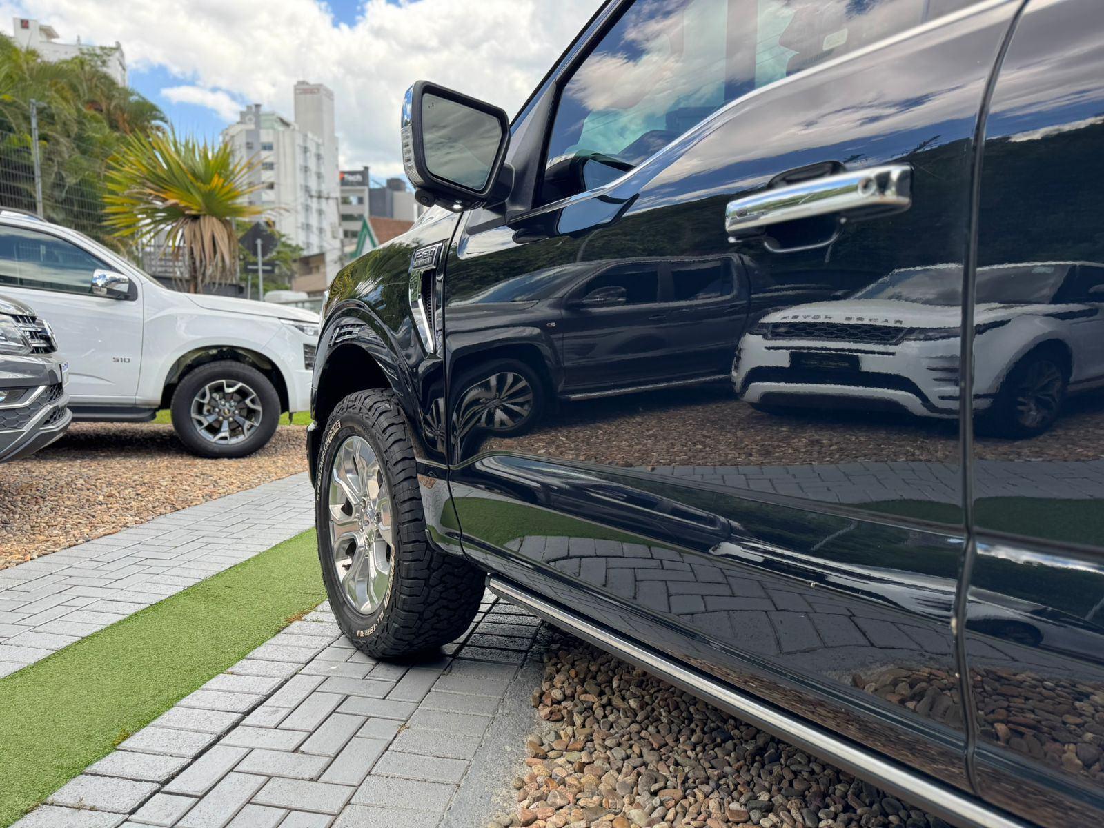 Foto número 604685 do veiculo