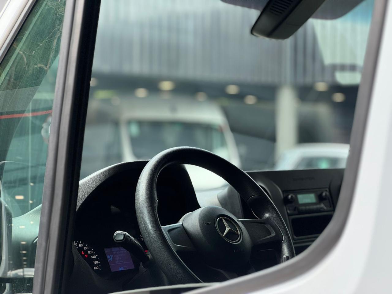 Foto número 627461 do veiculo