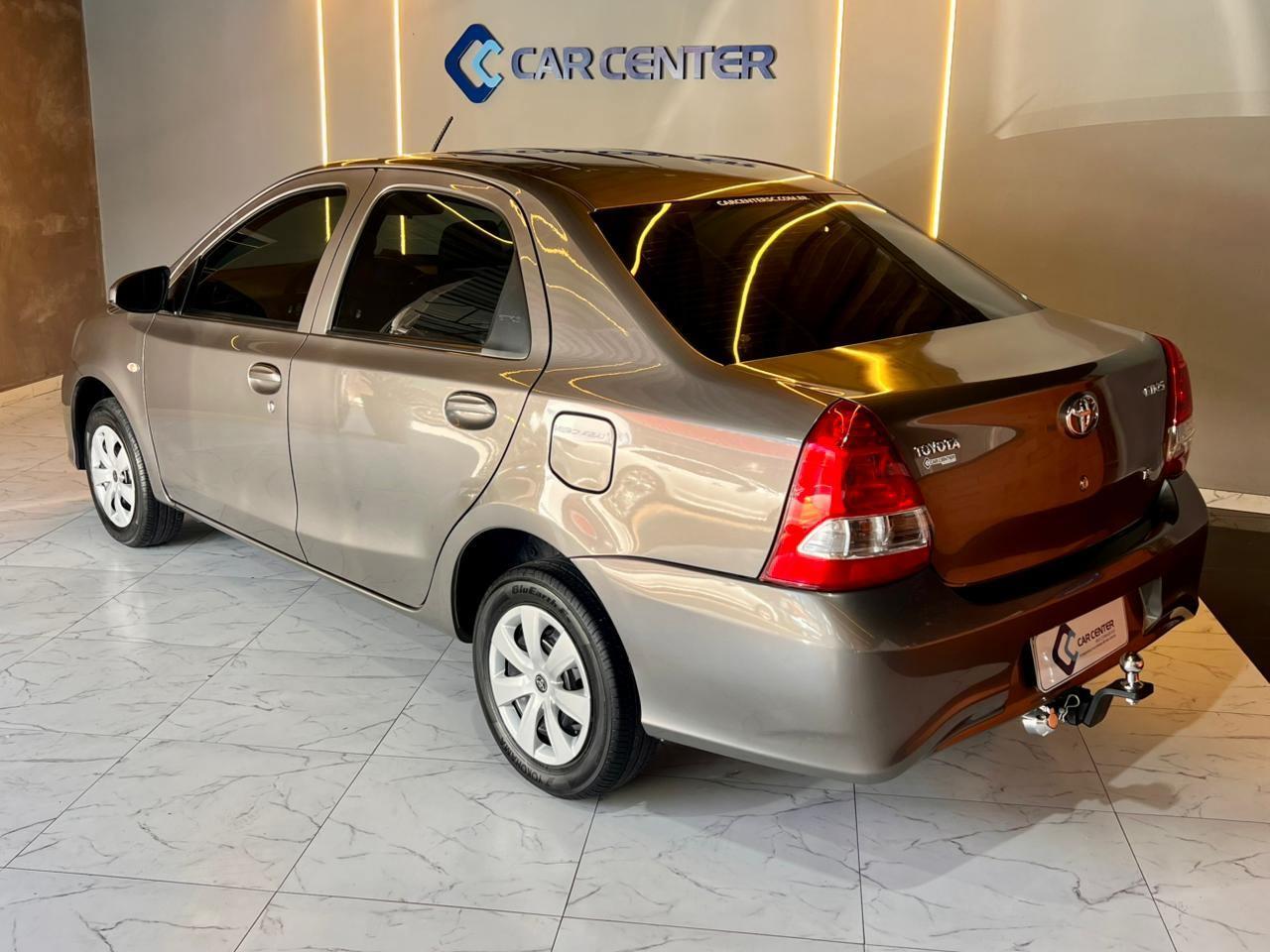 Foto número 632955 do veiculo