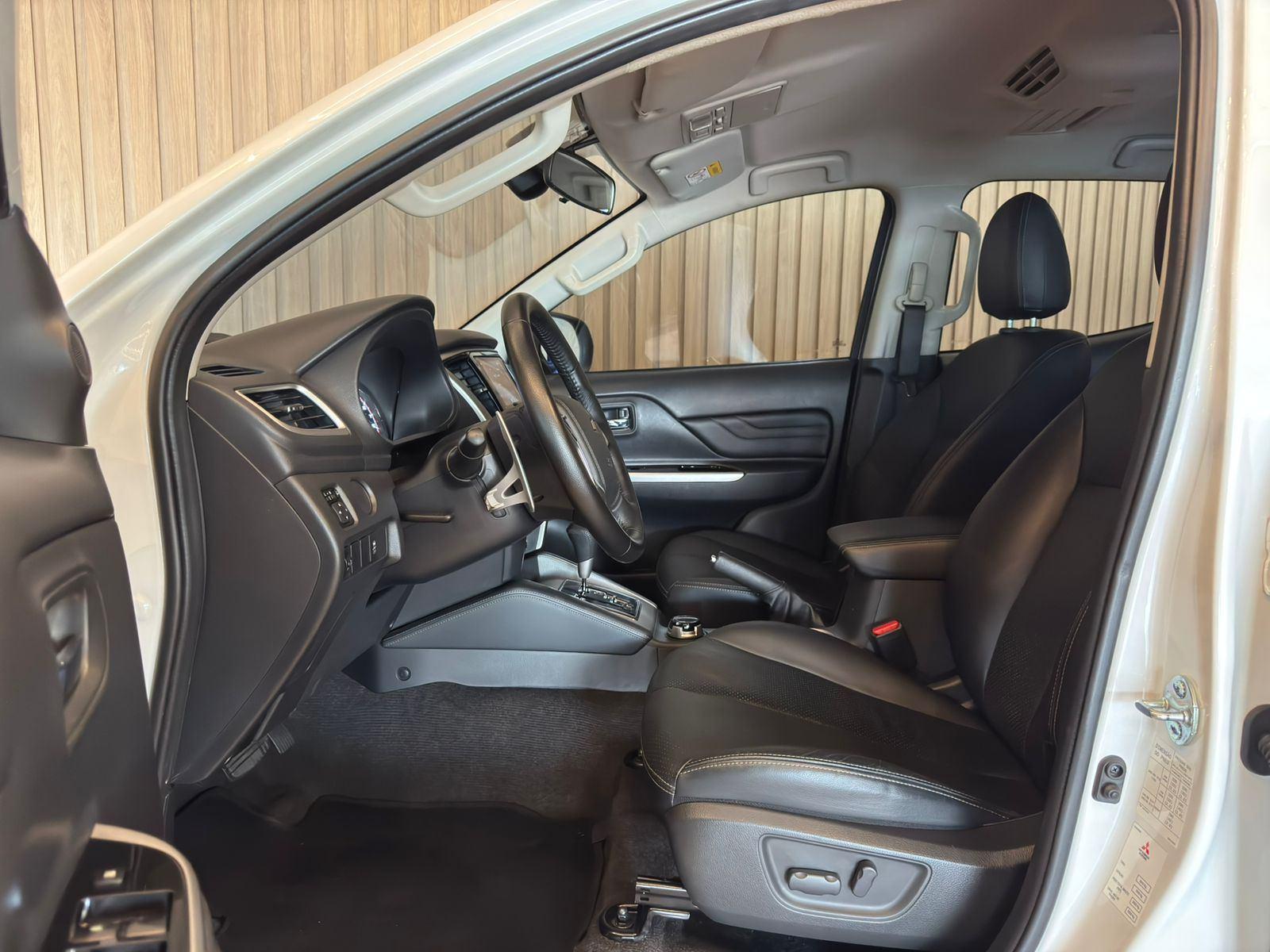 Foto número 607001 do veiculo