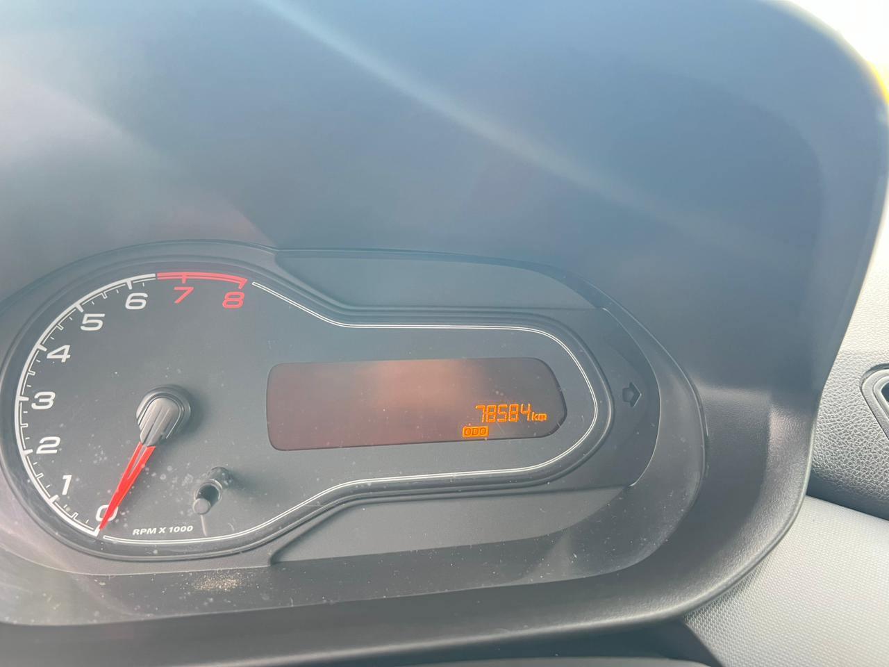 Foto número 596918 do veiculo