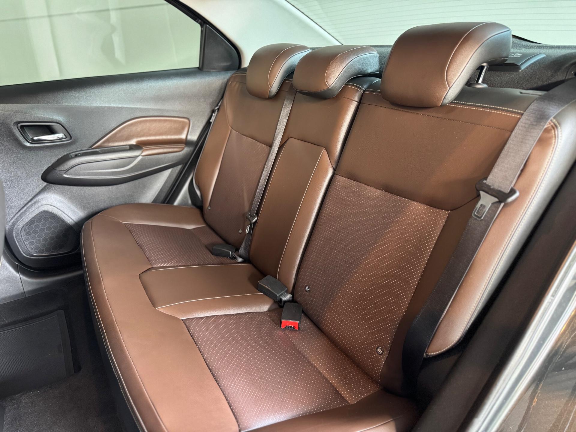 Foto número 620243 do veiculo