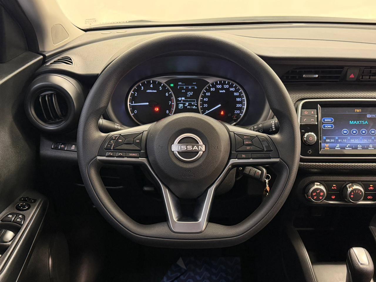 Foto número 597974 do veiculo