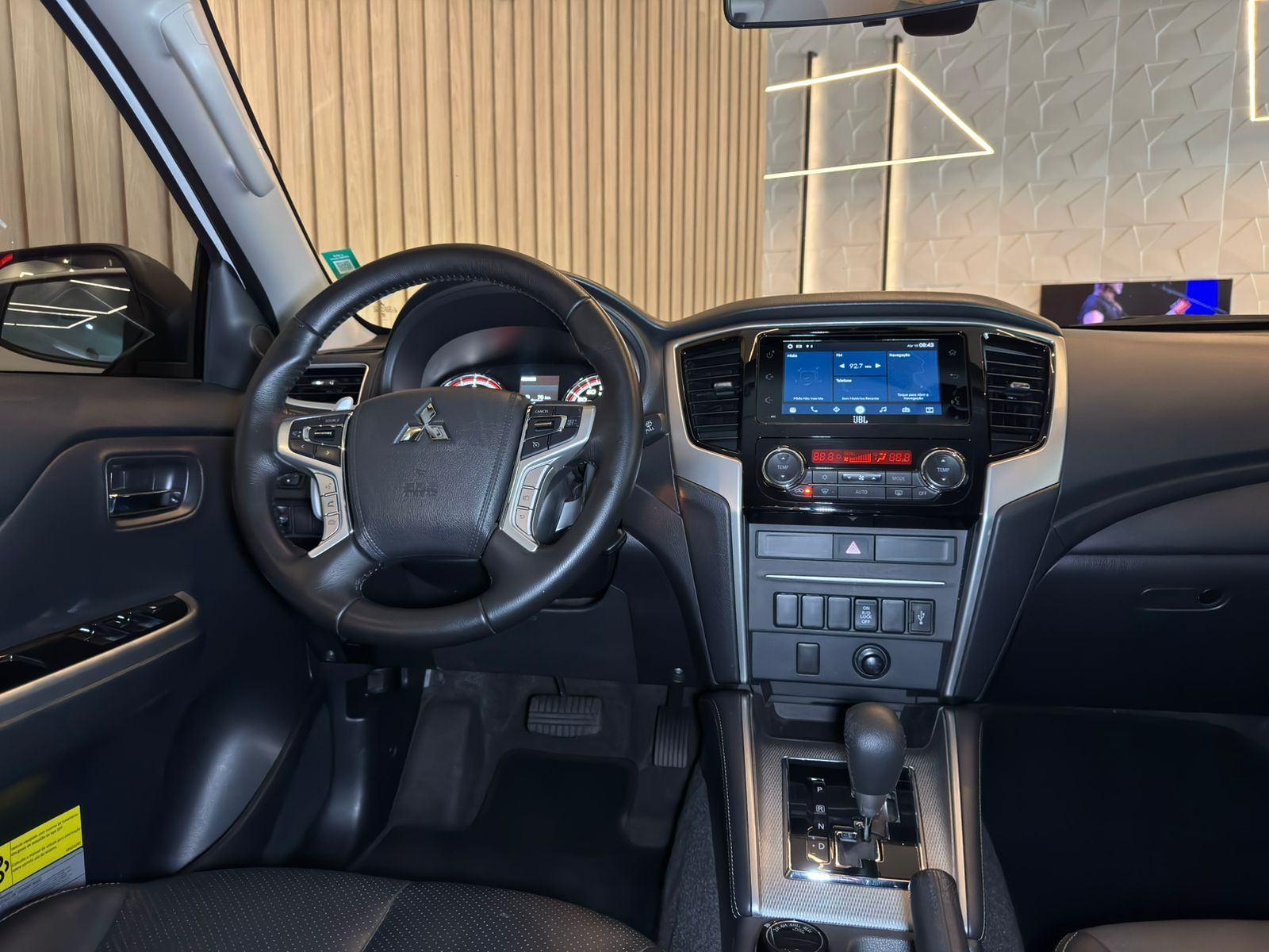 Foto número 607011 do veiculo