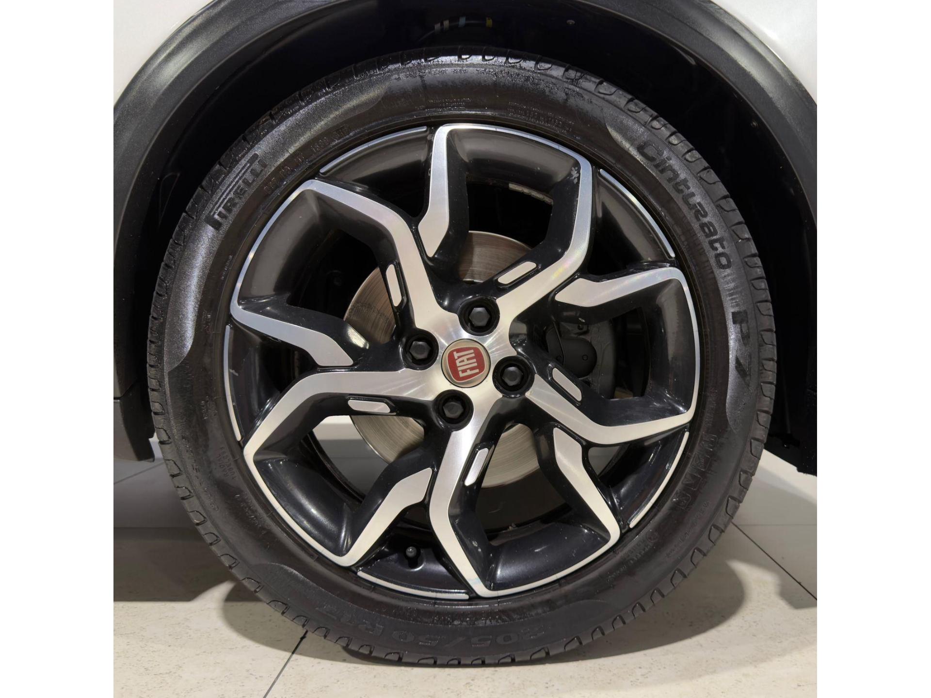 Foto número 616795 do veiculo