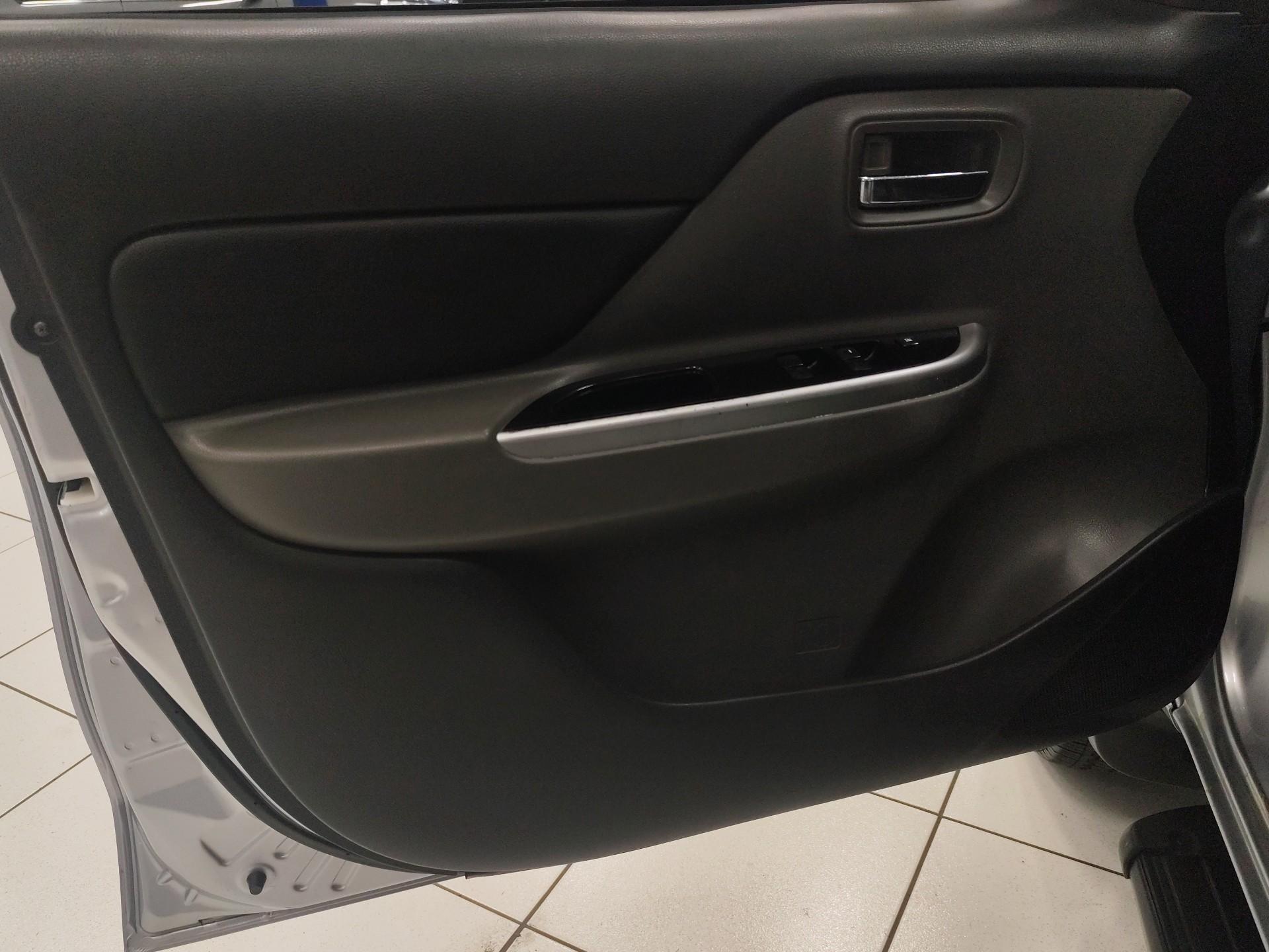 Foto número 631953 do veiculo