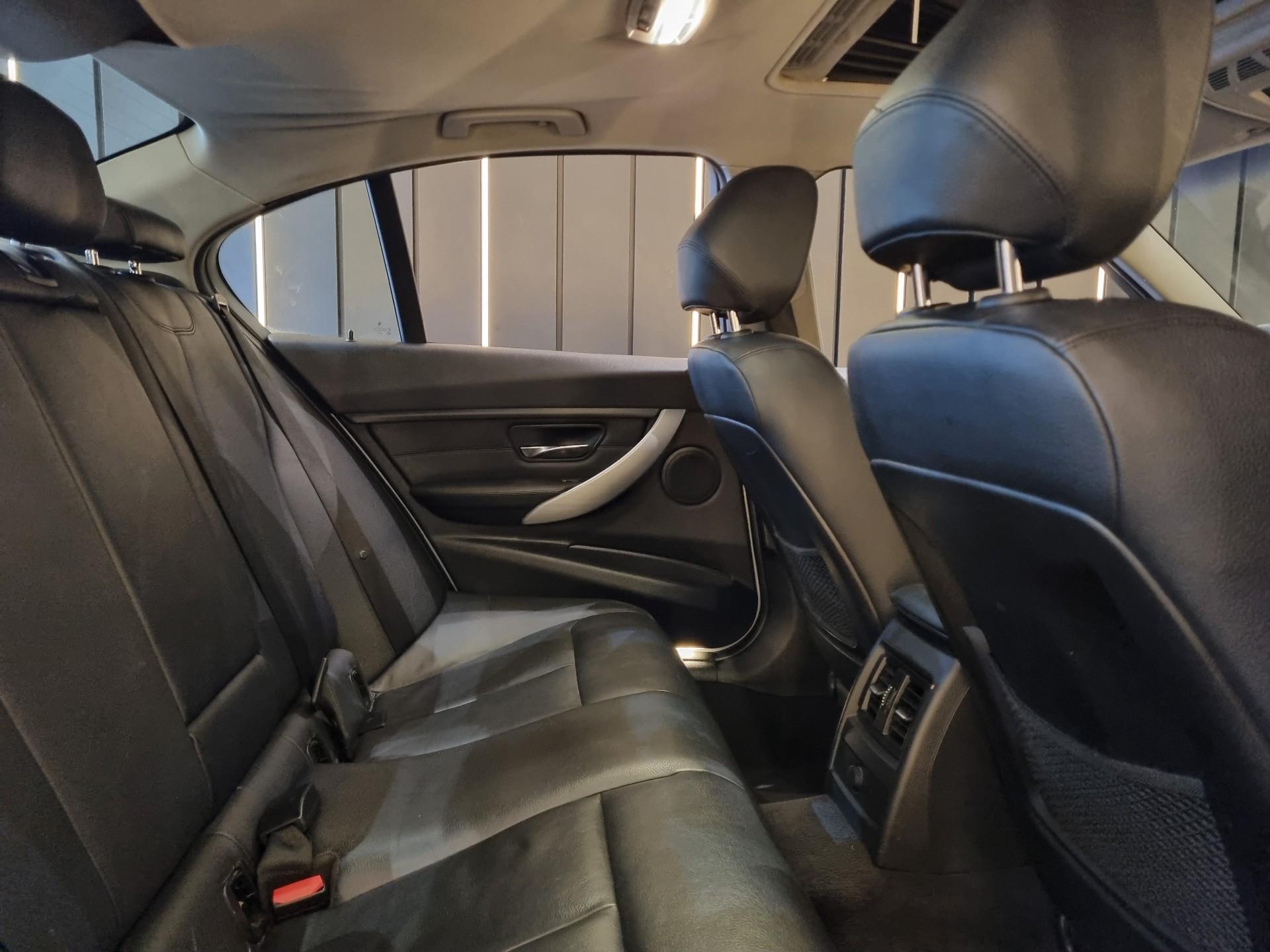 Foto número 600725 do veiculo