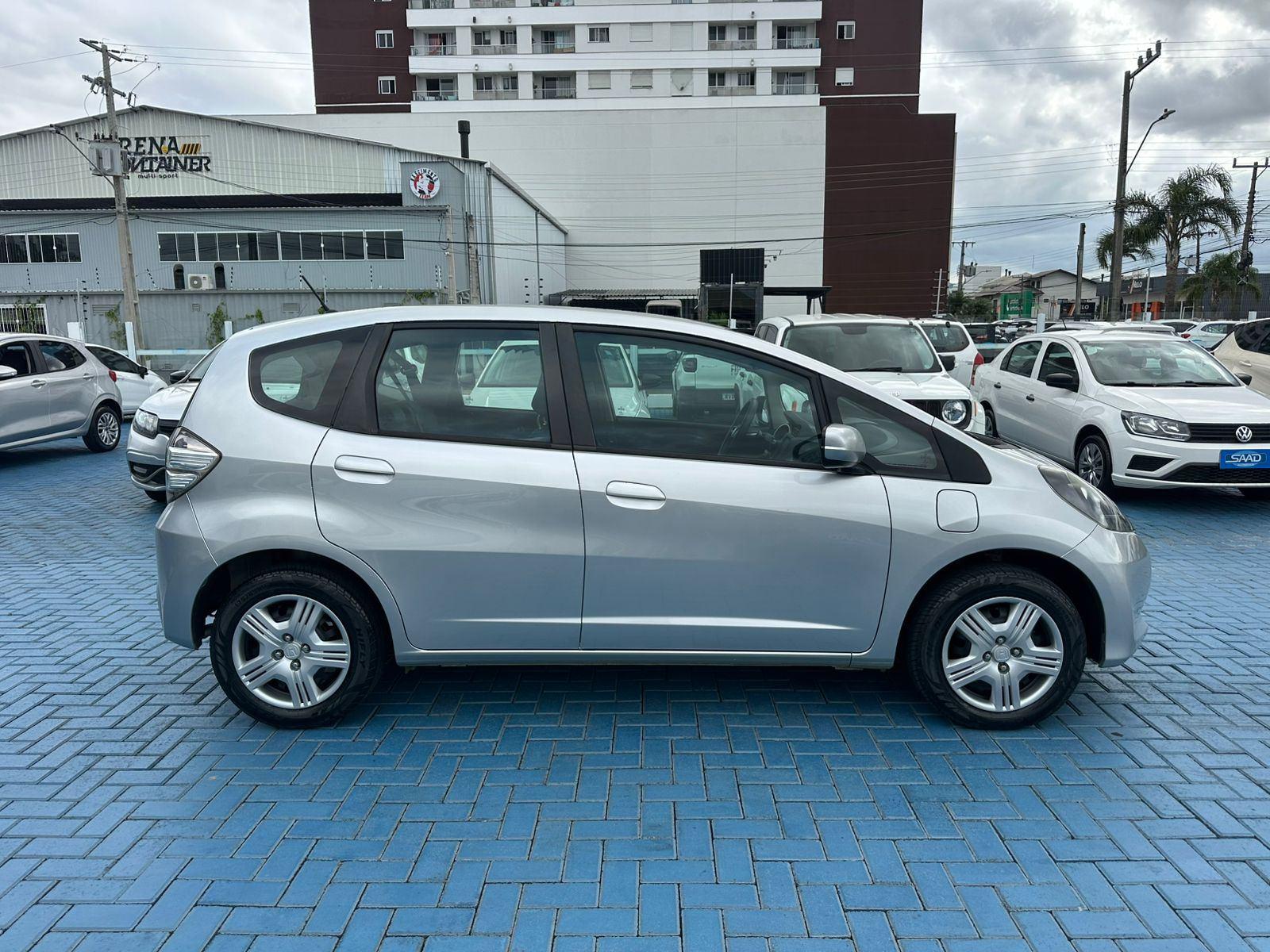 Foto número 616114 do veiculo