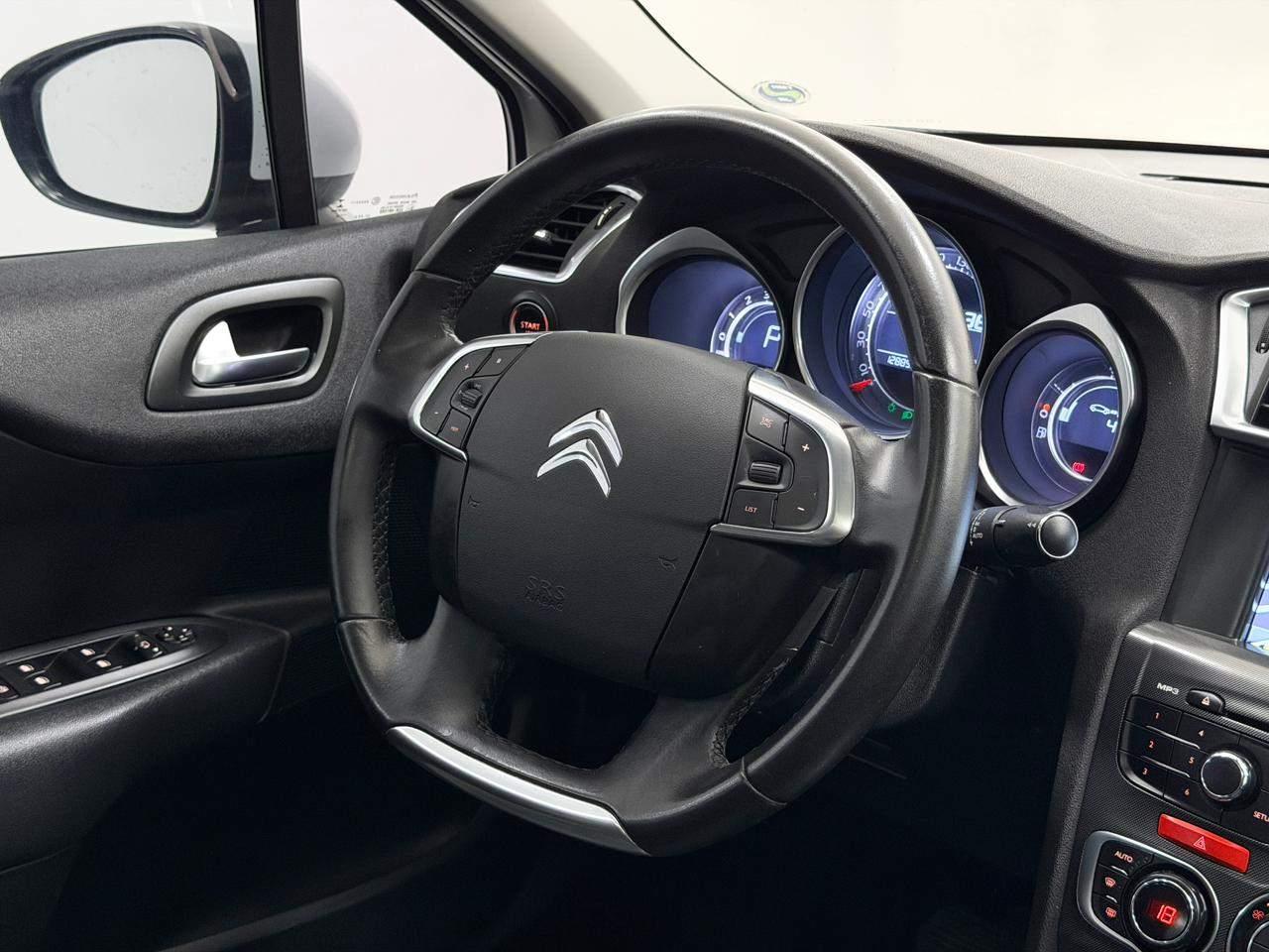 Foto número 597847 do veiculo