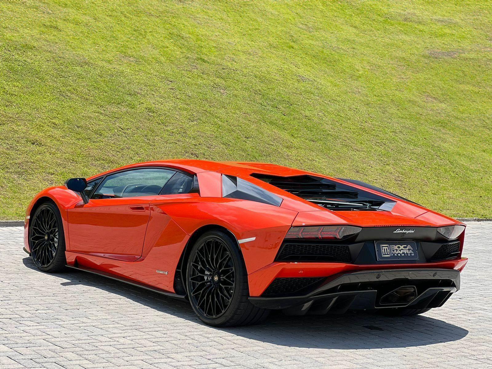 Foto número 603504 do veiculo