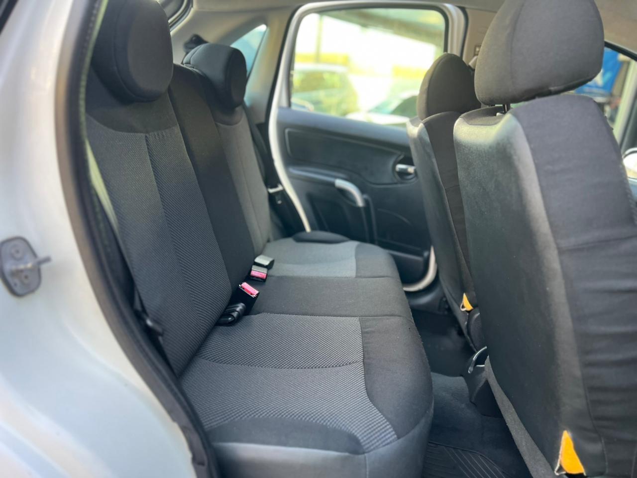 Foto número 629312 do veiculo