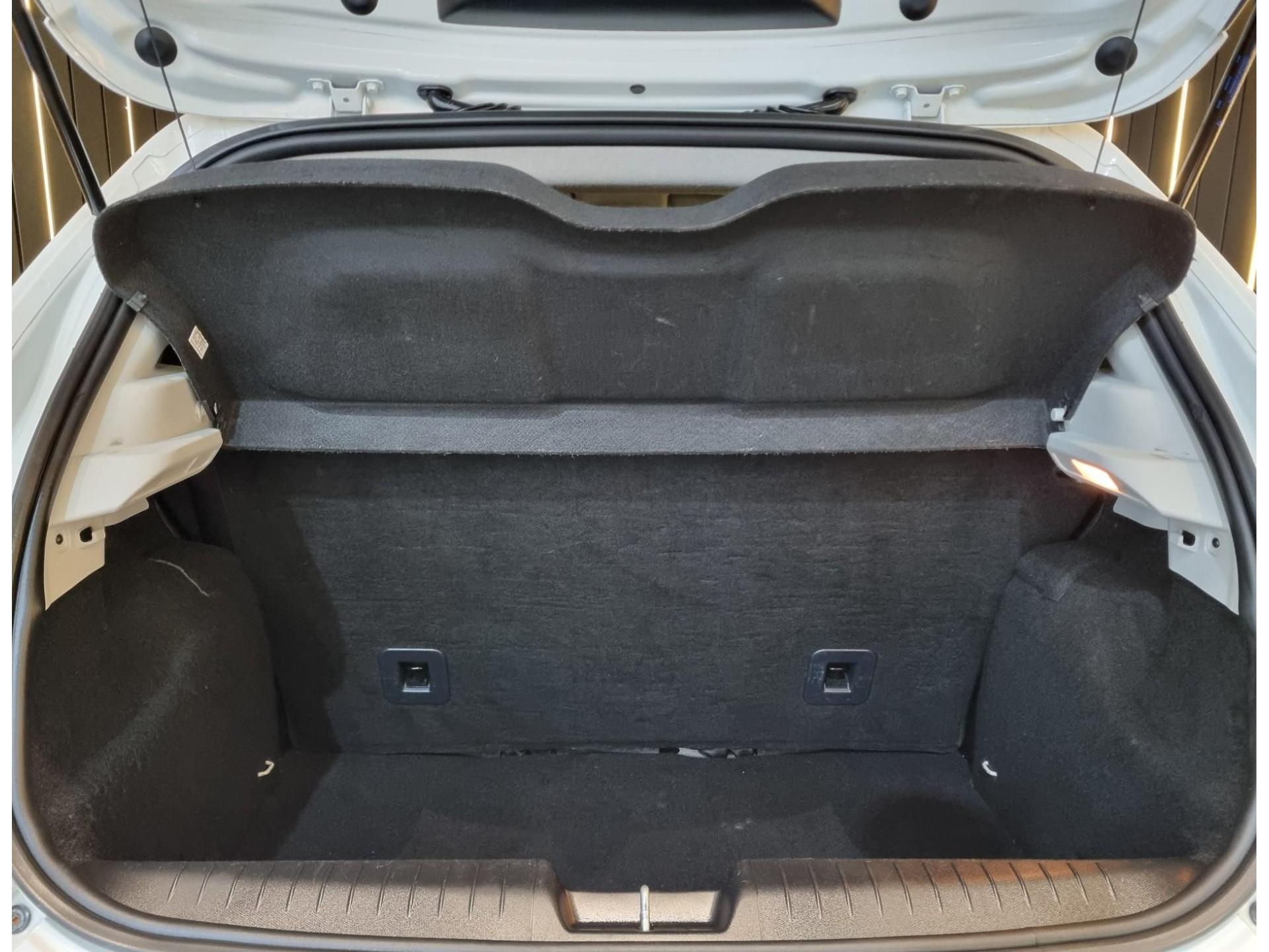 Foto número 615180 do veiculo