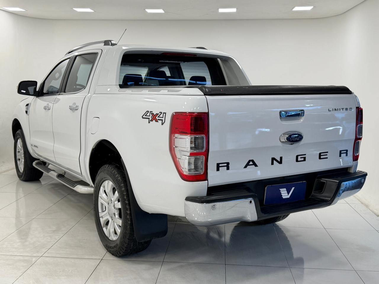 Foto número 623937 do veiculo