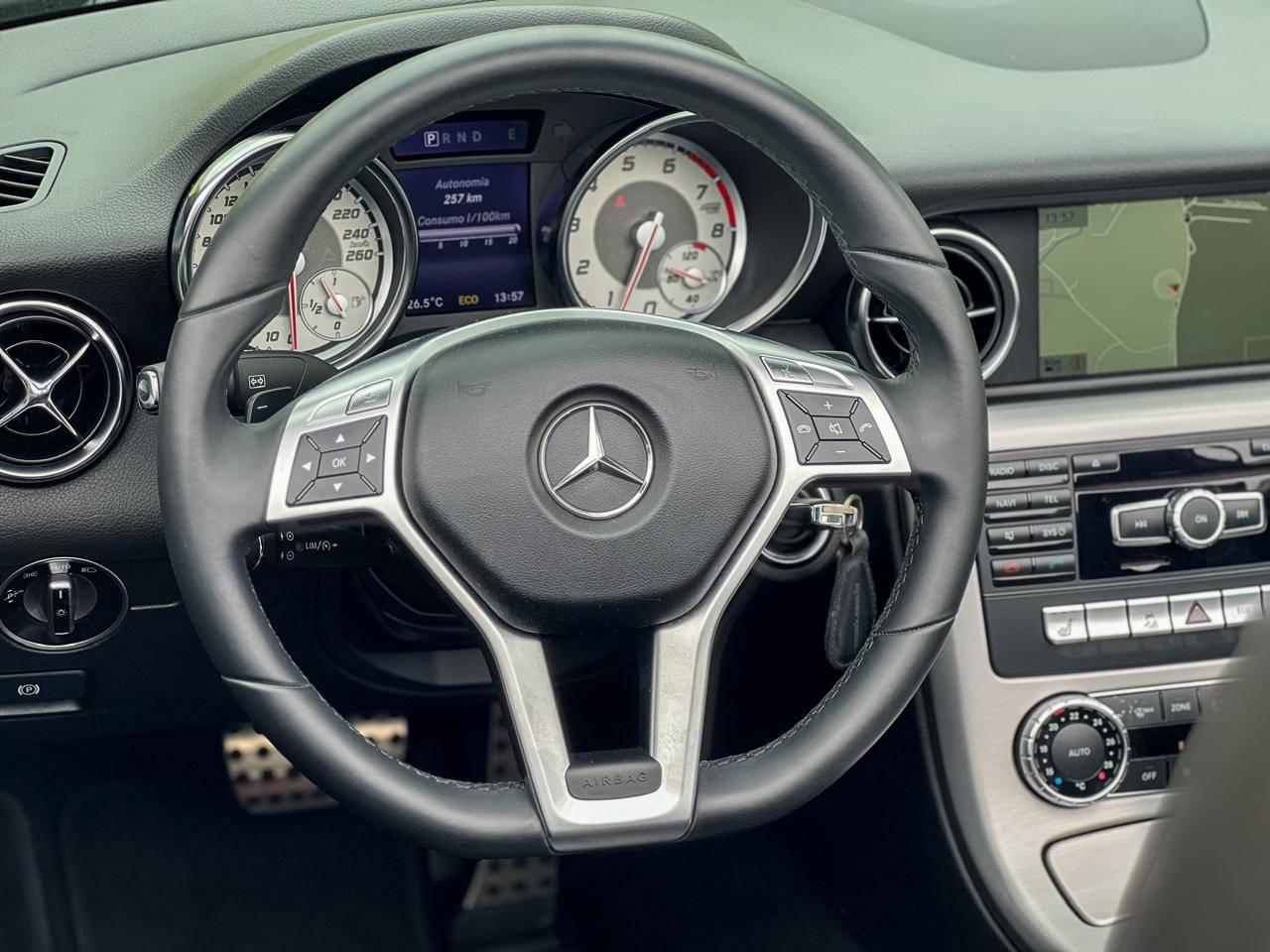 Foto número 603825 do veiculo