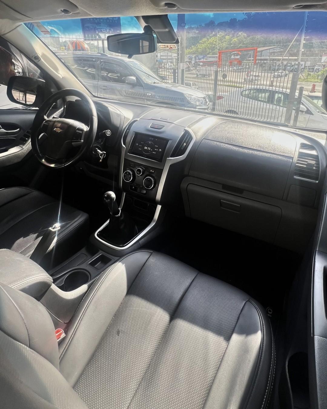 Foto número 615363 do veiculo