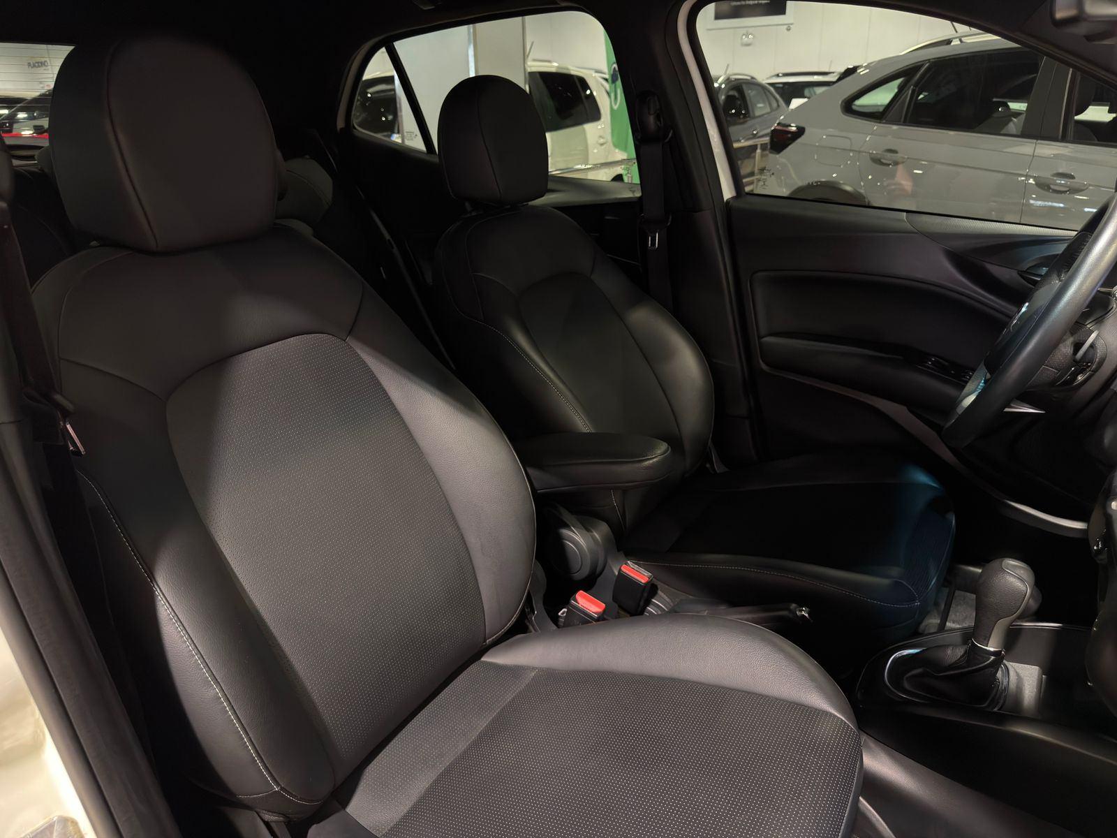 Foto número 616801 do veiculo