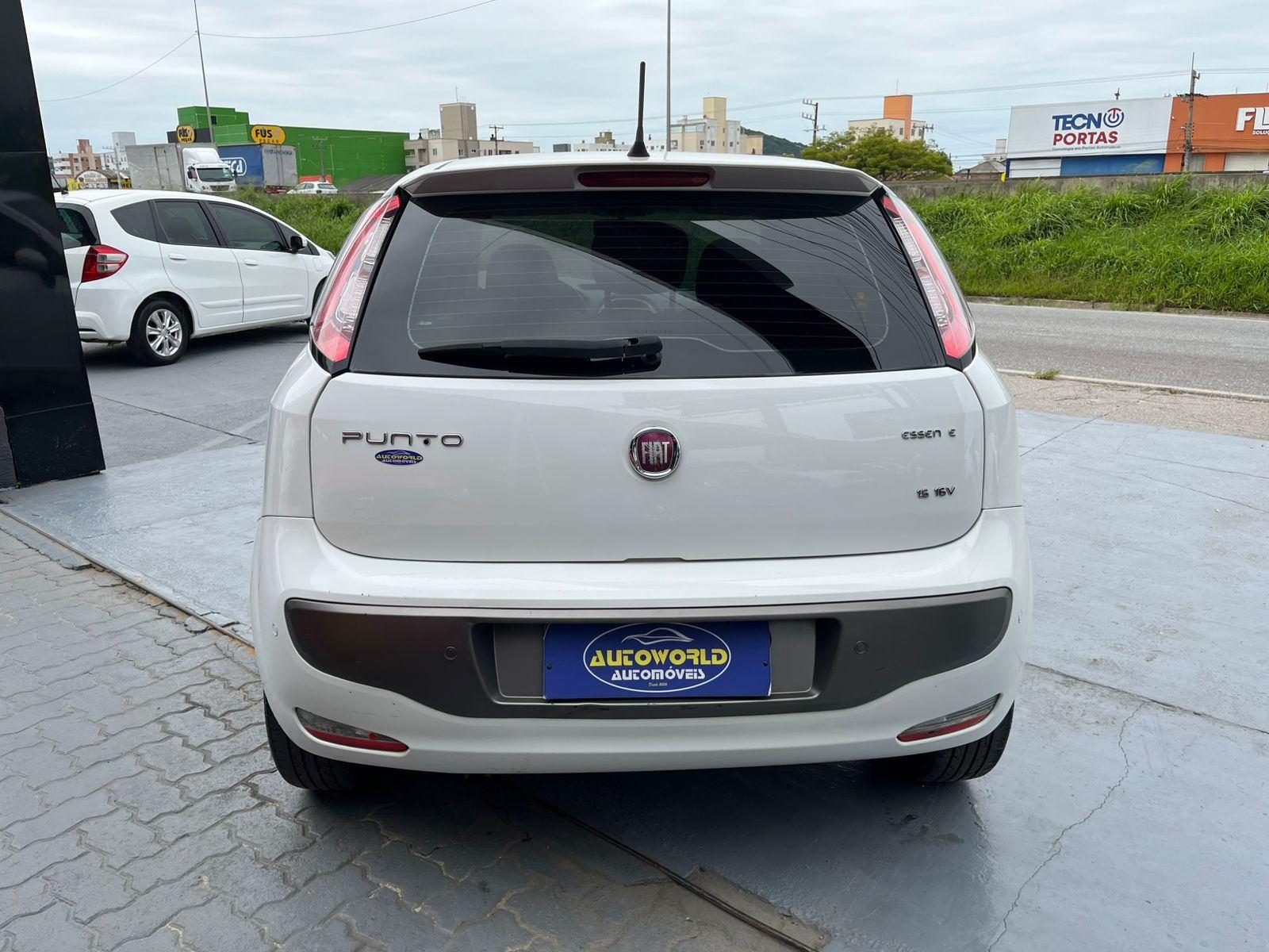 Foto número 636740 do veiculo