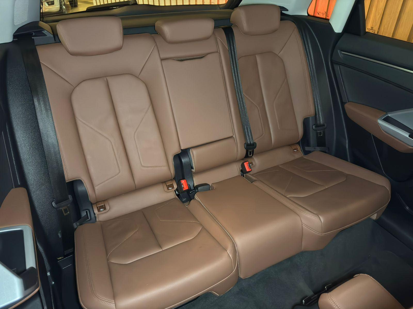 Foto número 606946 do veiculo