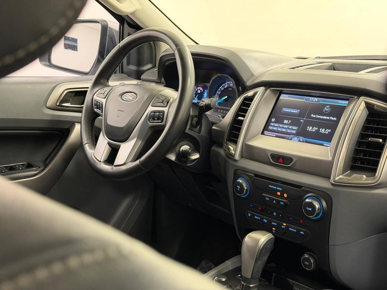 Foto número 623950 do veiculo