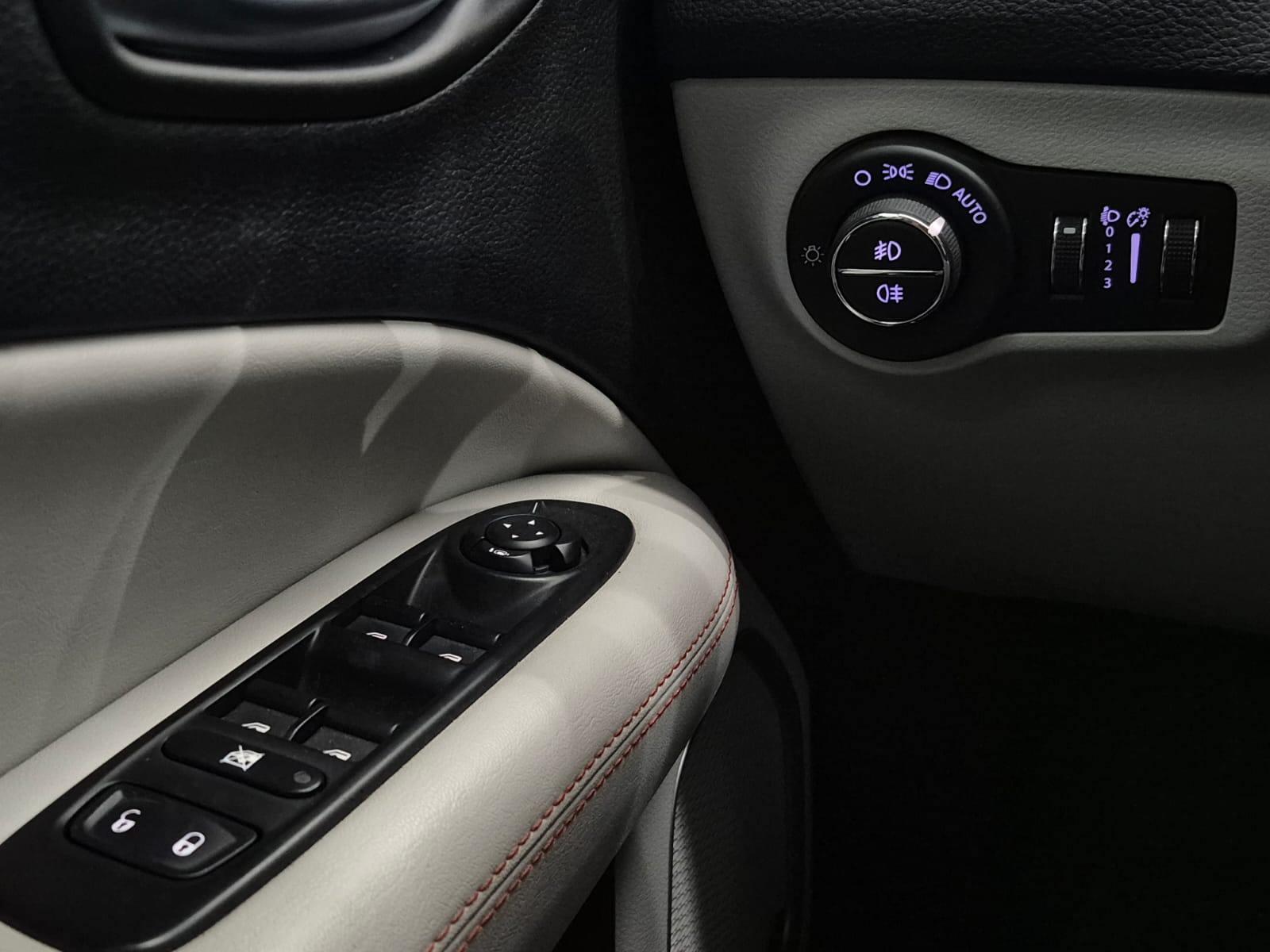 Foto número 637798 do veiculo