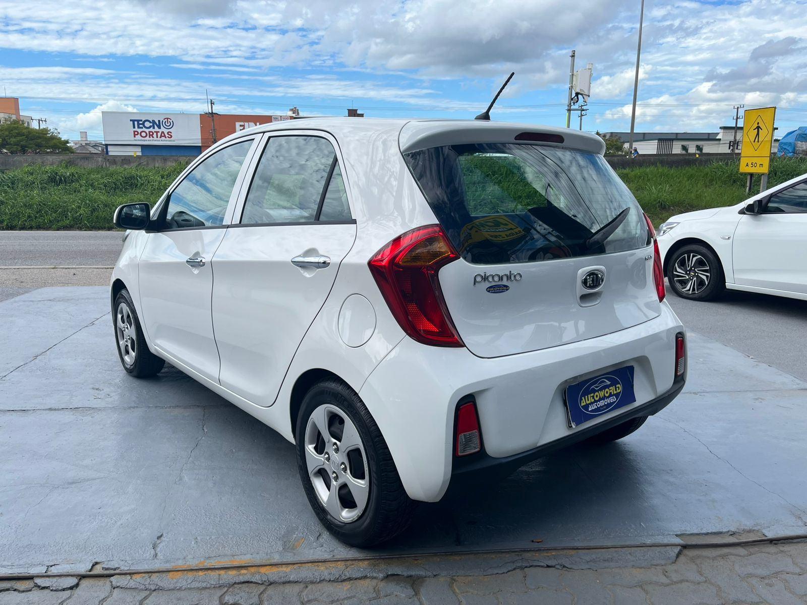 Foto número 618574 do veiculo