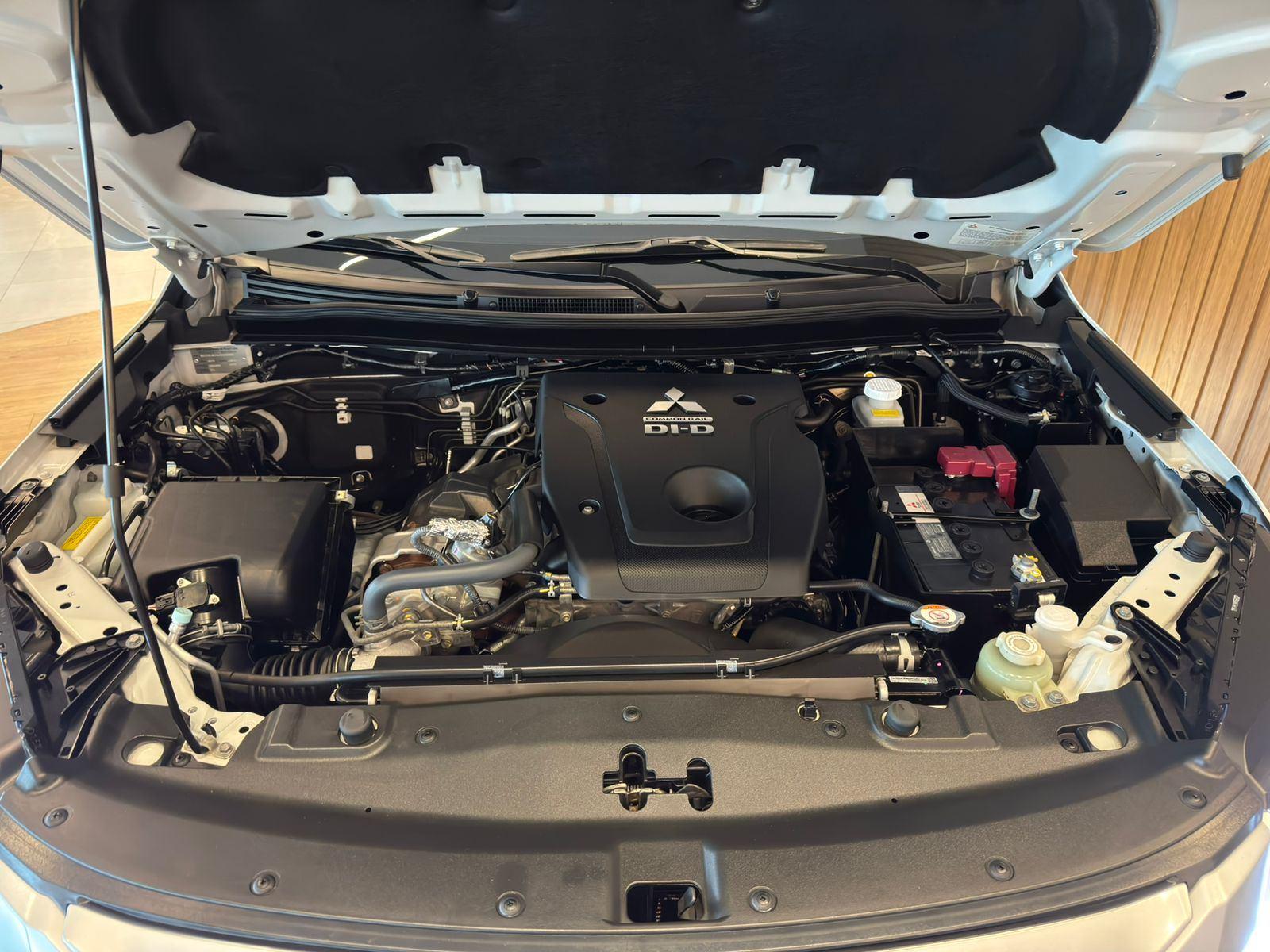 Foto número 606995 do veiculo