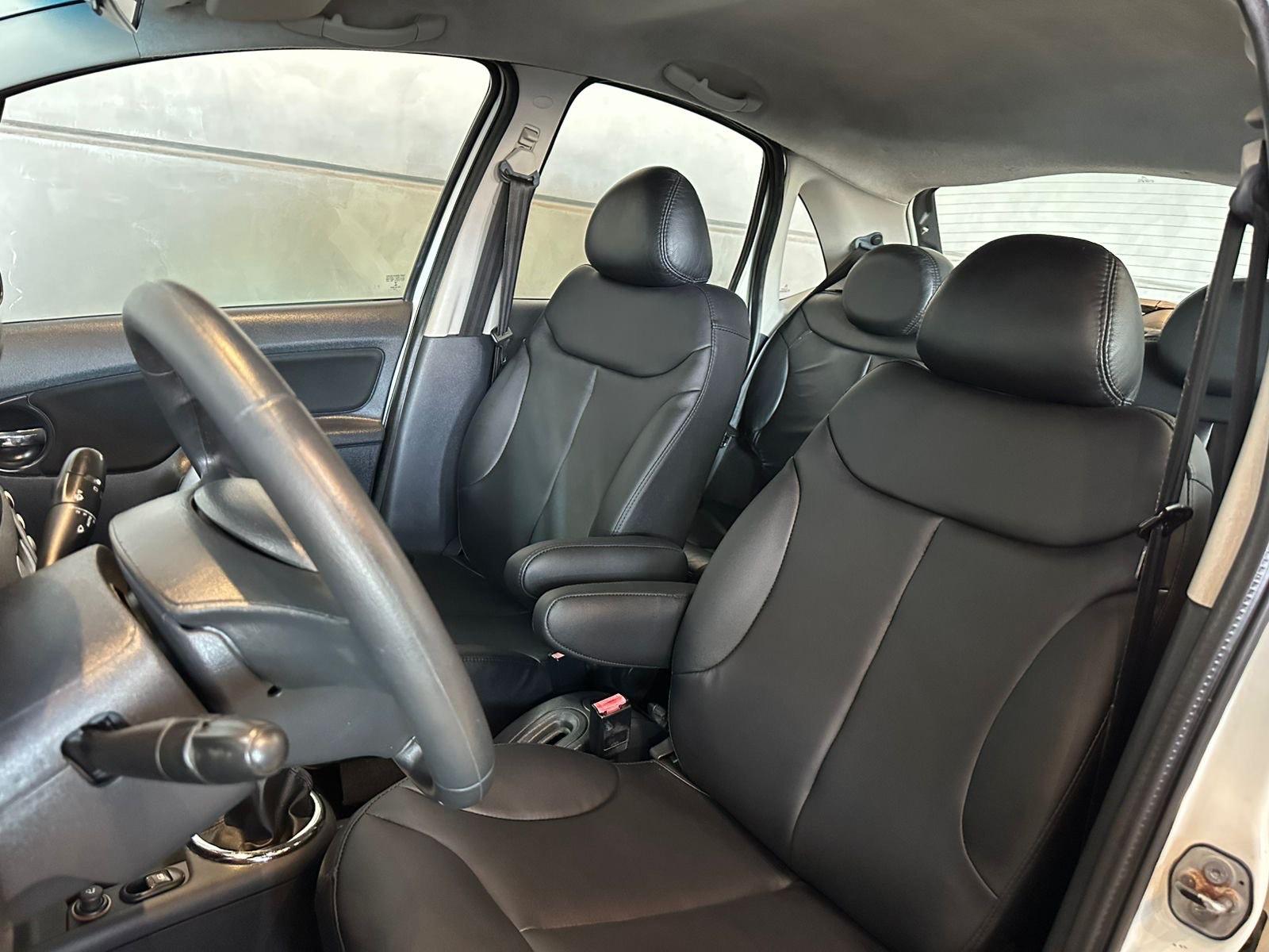 Foto número 617939 do veiculo