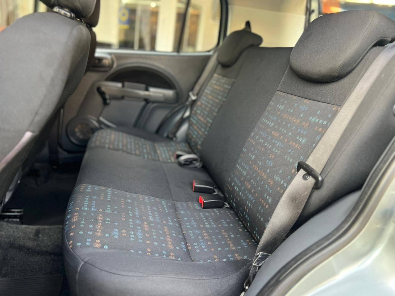 Foto número 633902 do veiculo