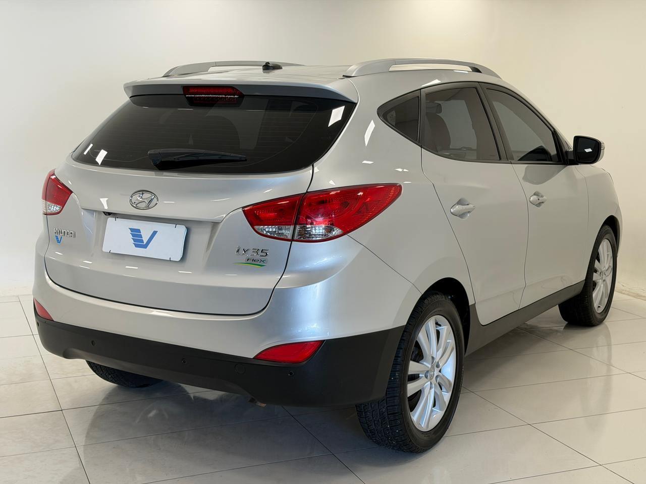 Foto número 597942 do veiculo