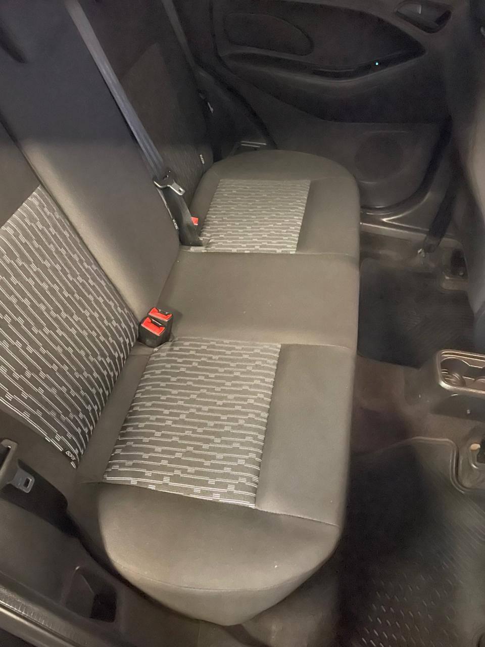 Foto número 611306 do veiculo