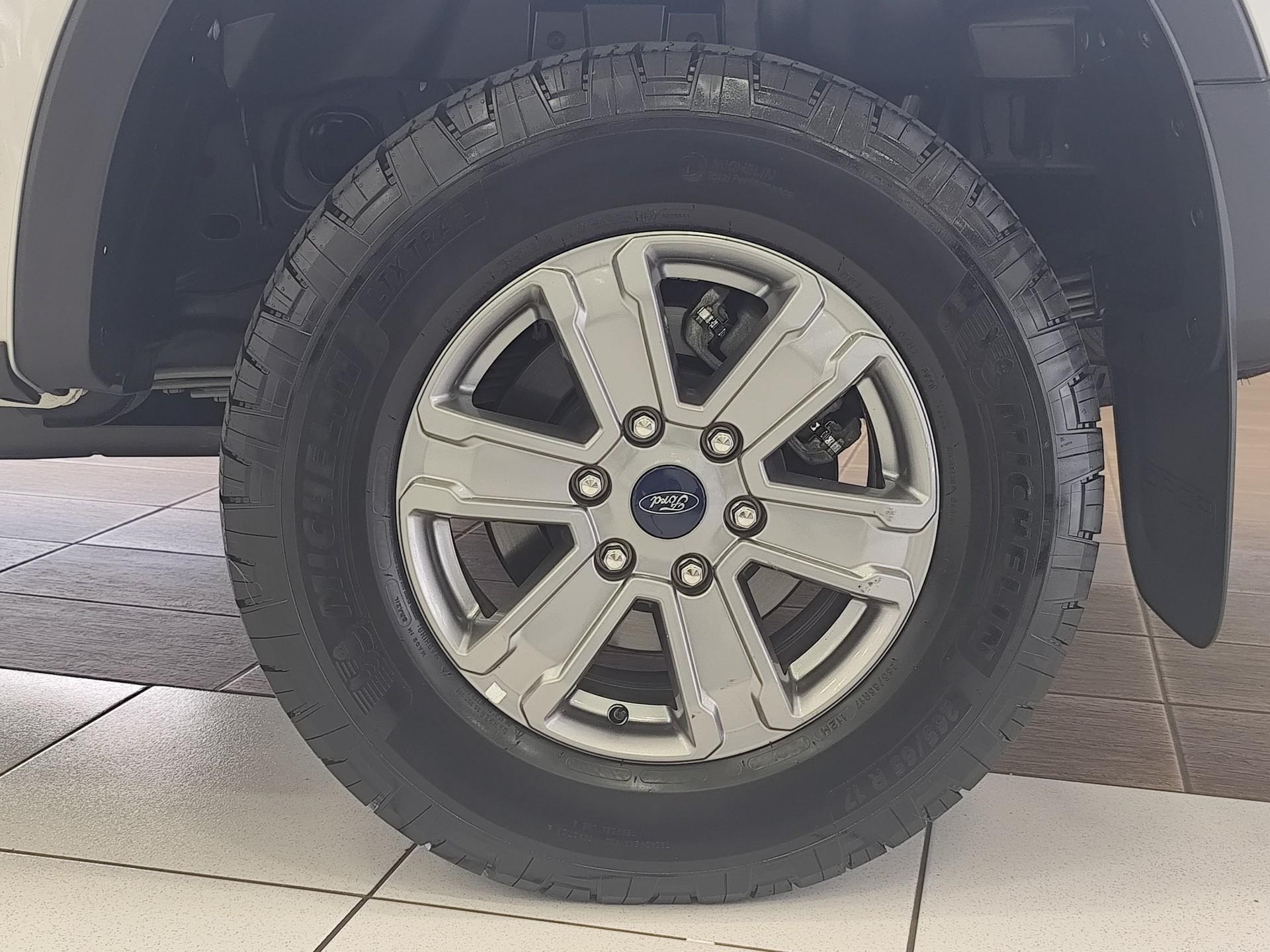 Foto número 594323 do veiculo