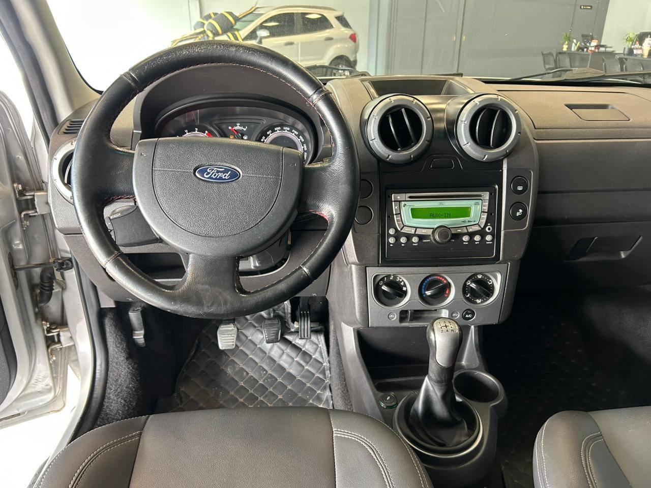 Foto número 602244 do veiculo