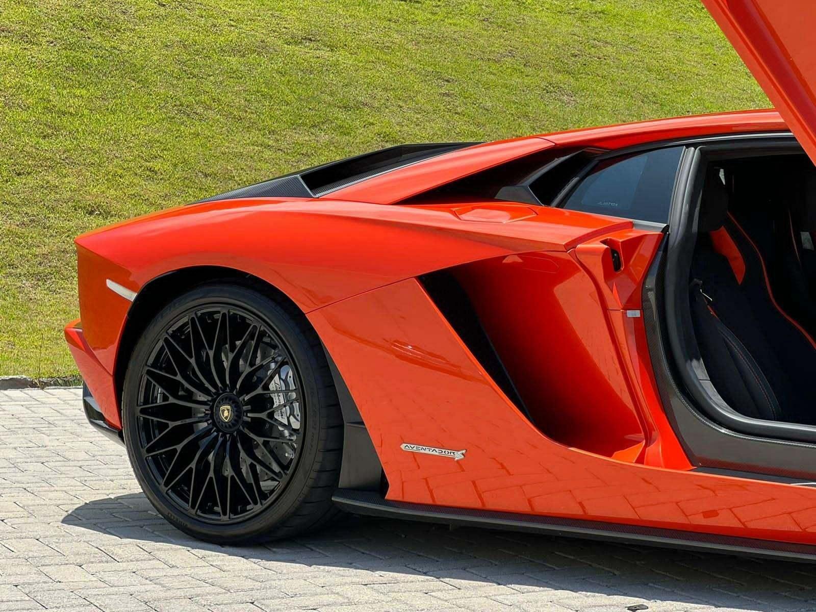 Foto número 603516 do veiculo