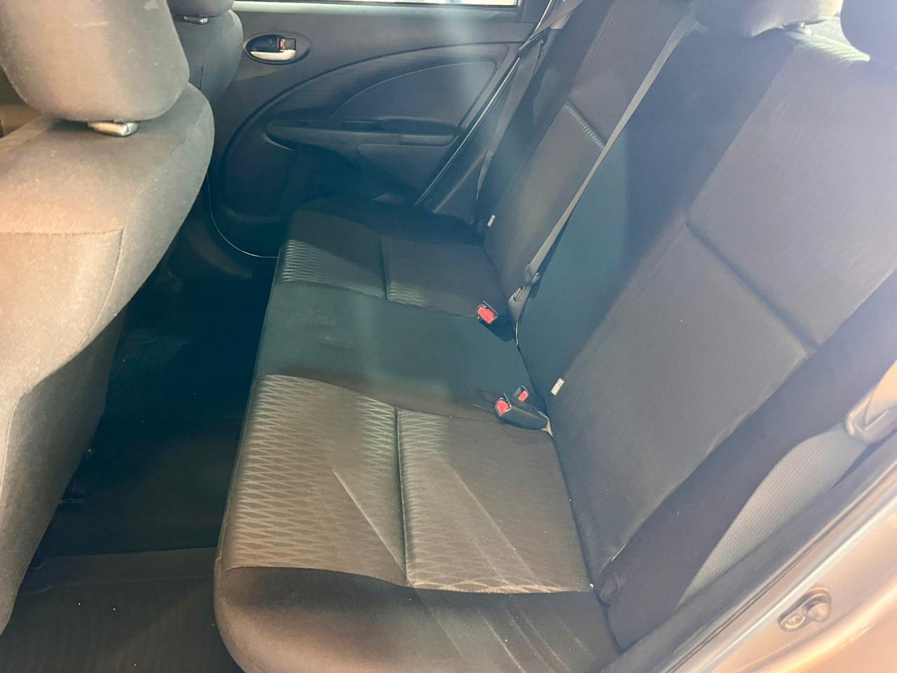 Foto número 632960 do veiculo