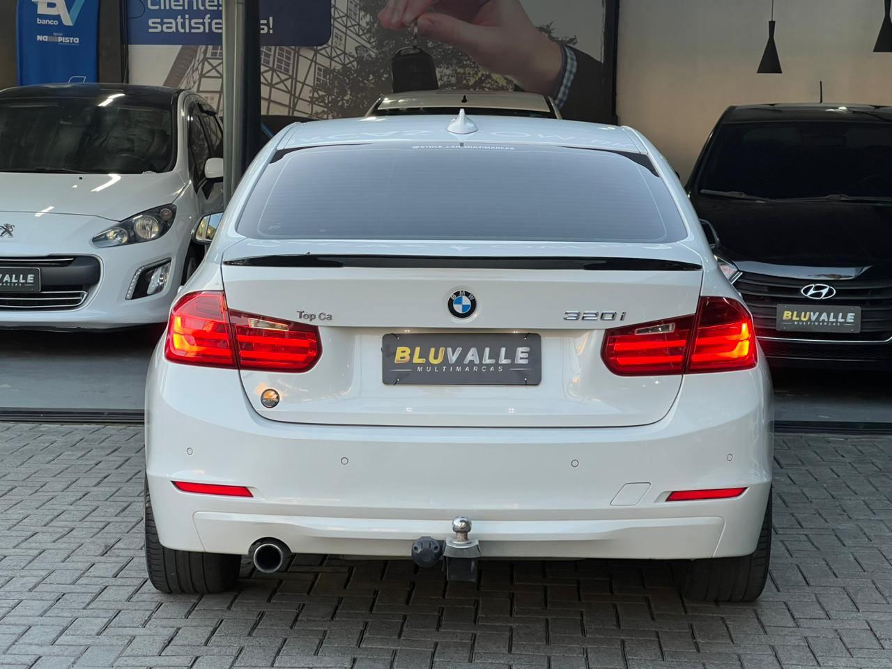 Foto número 609431 do veiculo