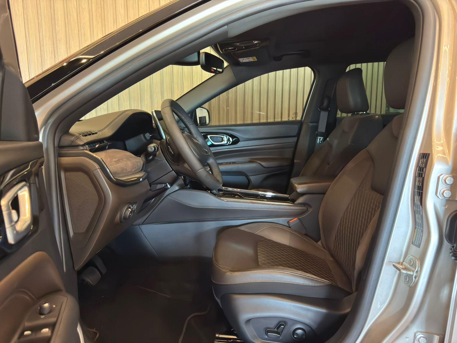 Foto número 606970 do veiculo