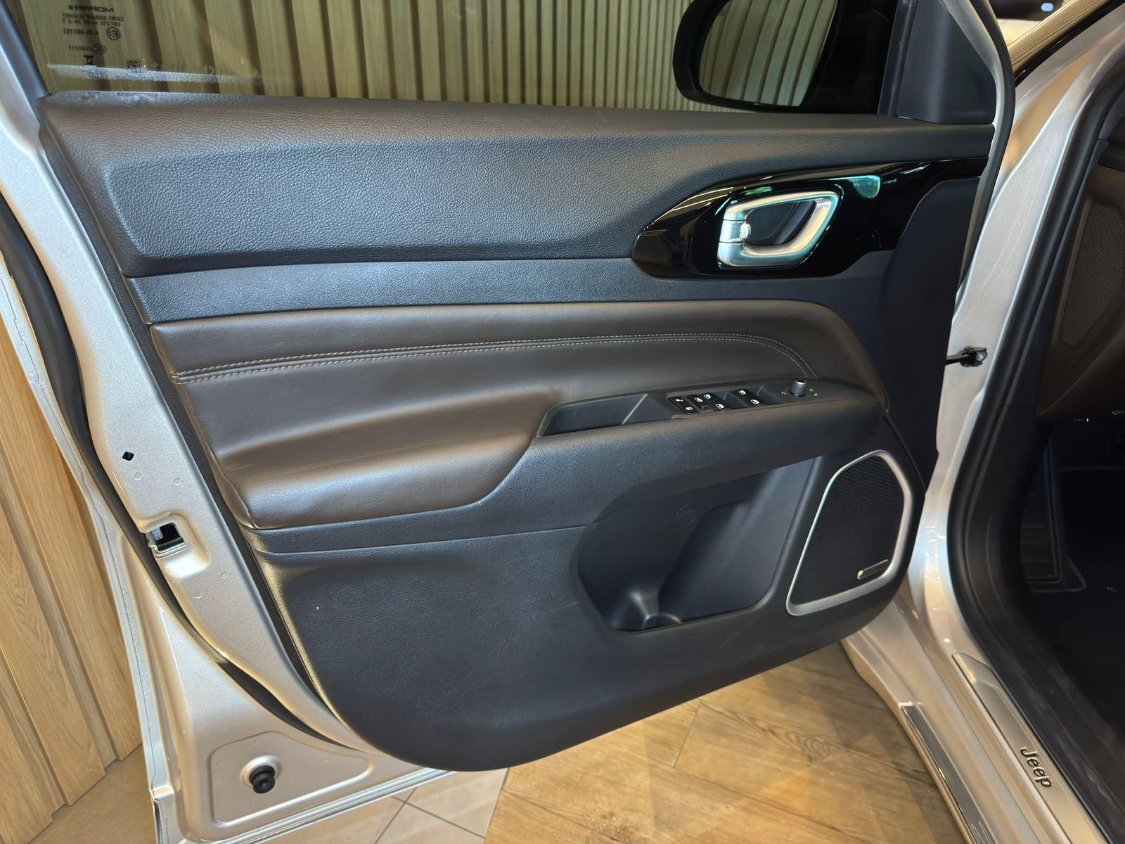 Foto número 606968 do veiculo