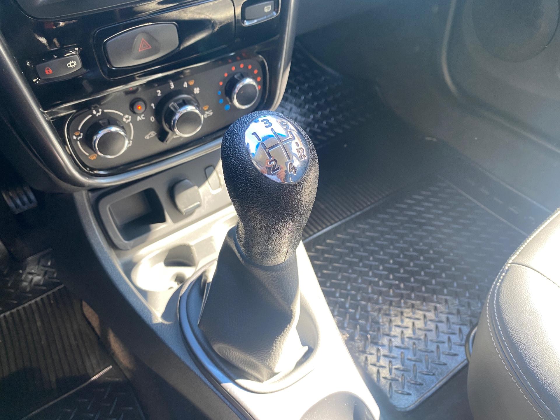 Foto número 606318 do veiculo