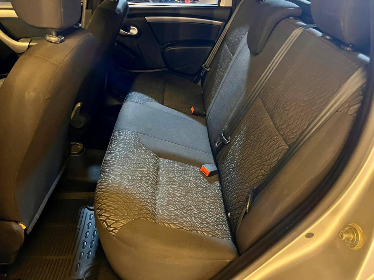 Foto número 618304 do veiculo