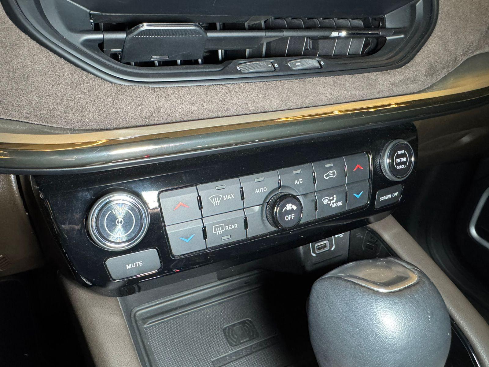 Foto número 606974 do veiculo