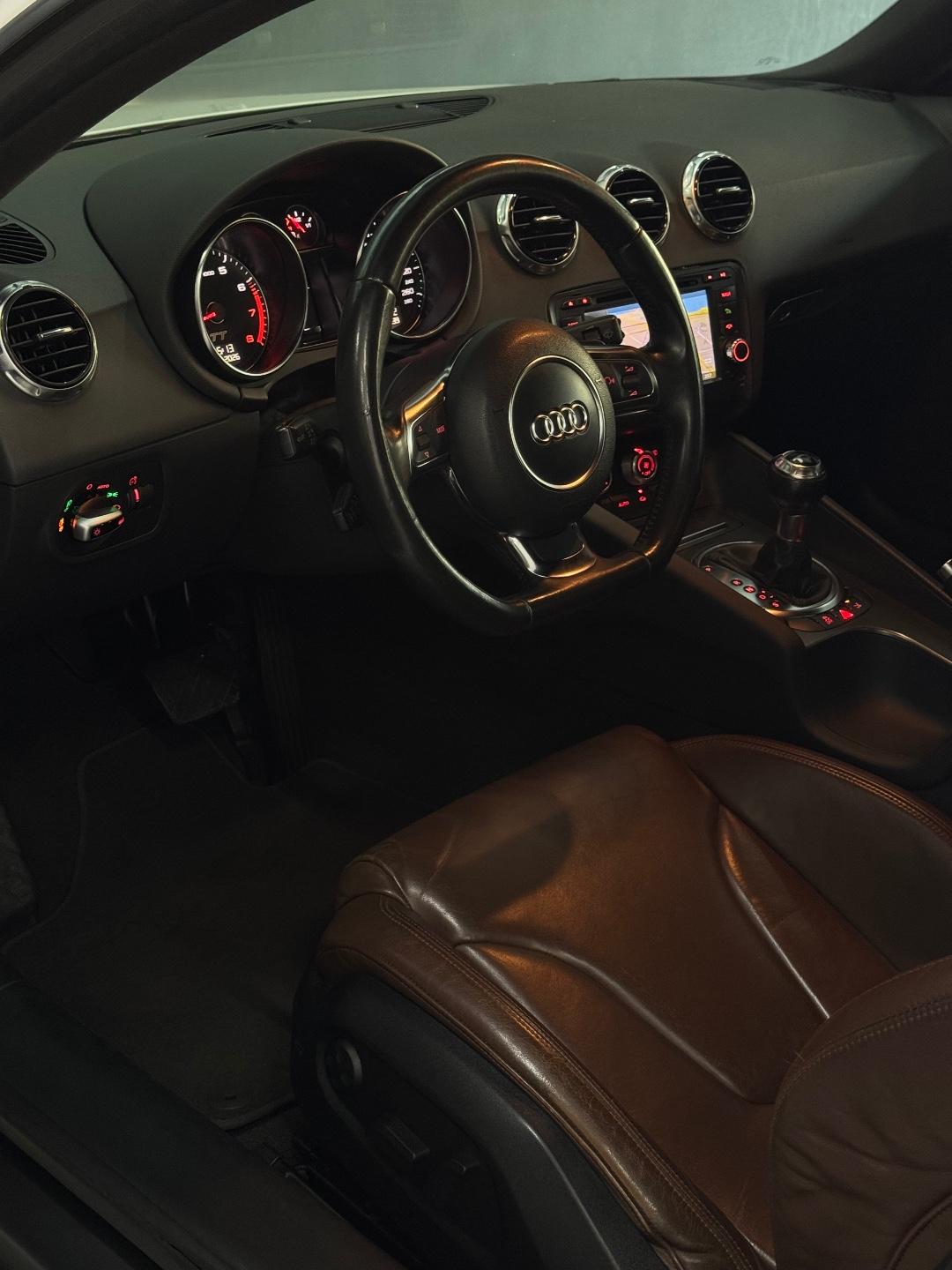 Foto número 609464 do veiculo