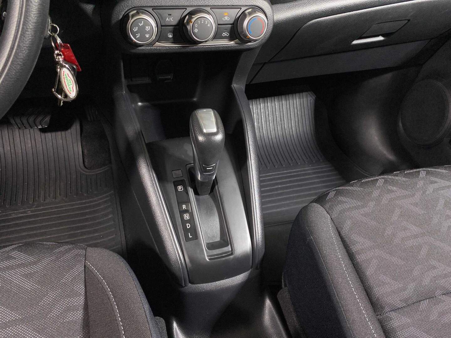 Foto número 670592 do veiculo