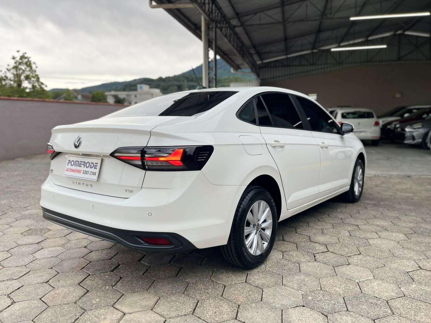 Foto número 651956 do veiculo