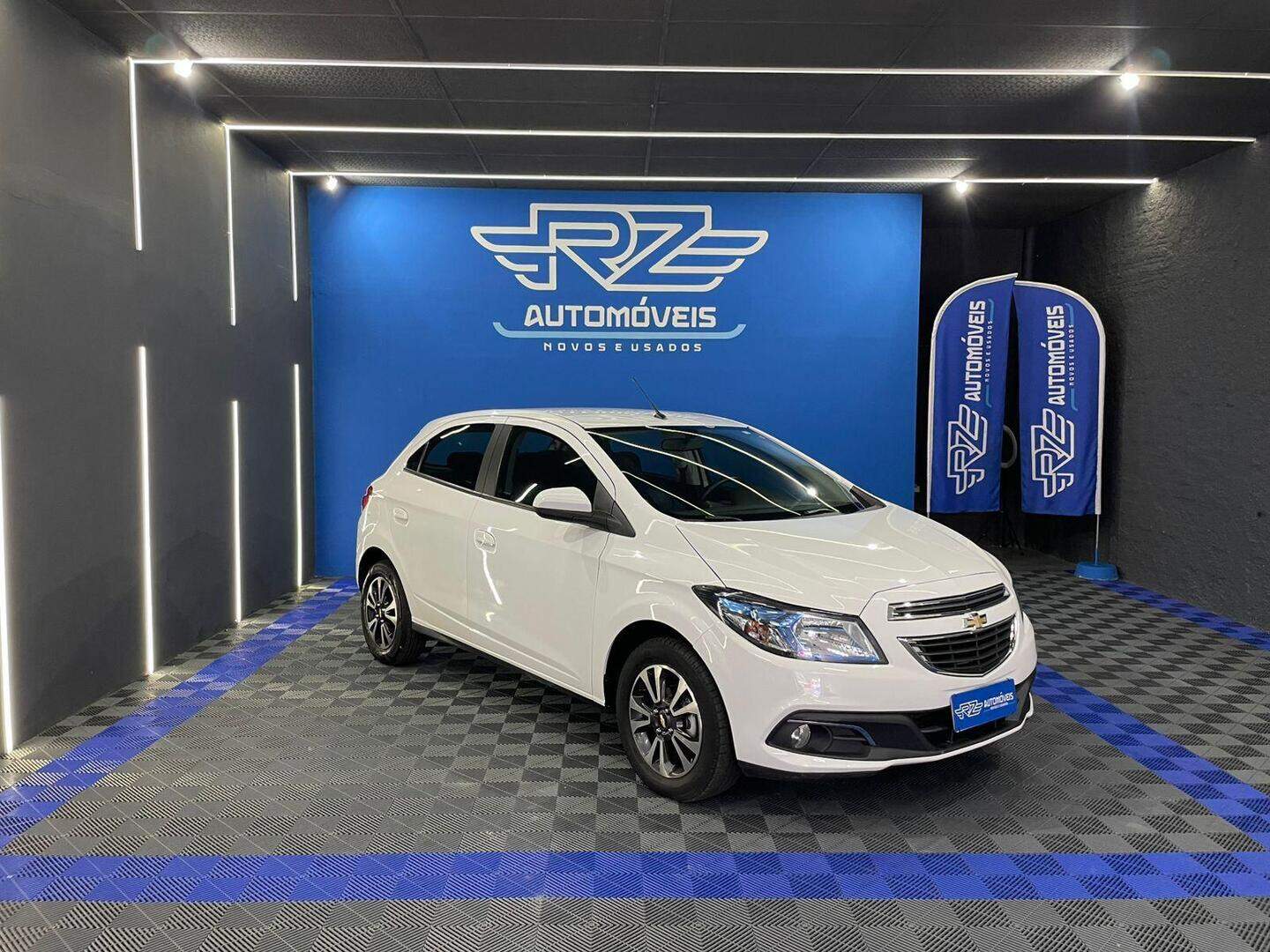 Foto número 675539 do veiculo