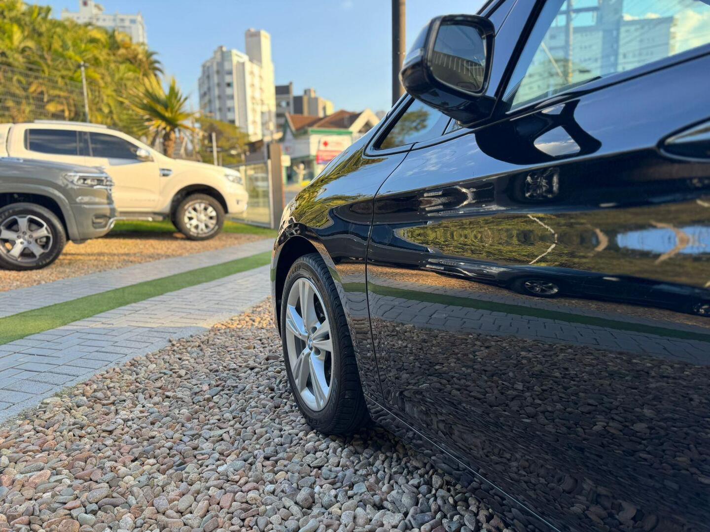 Foto número 667546 do veiculo