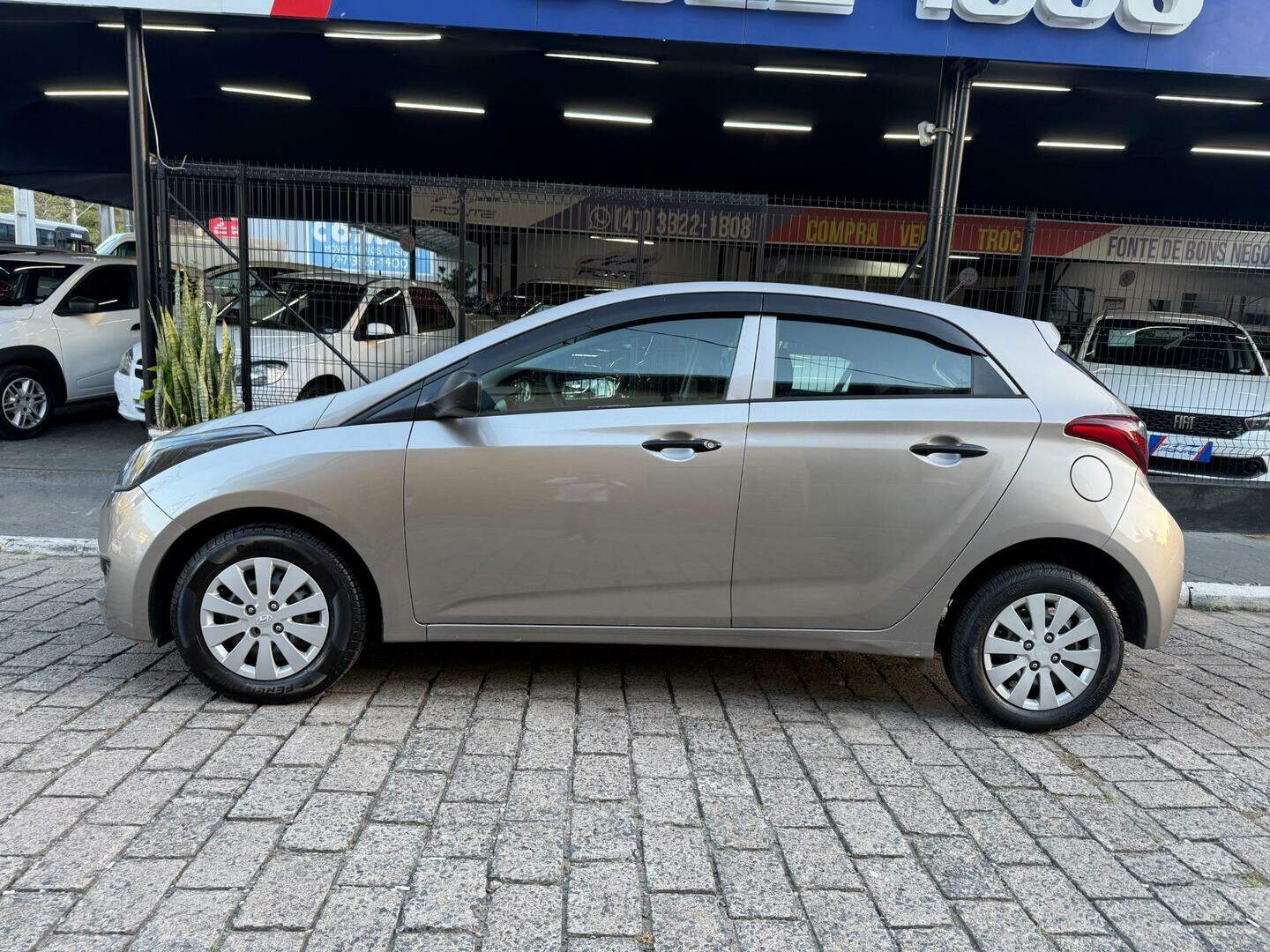 Foto número 674084 do veiculo